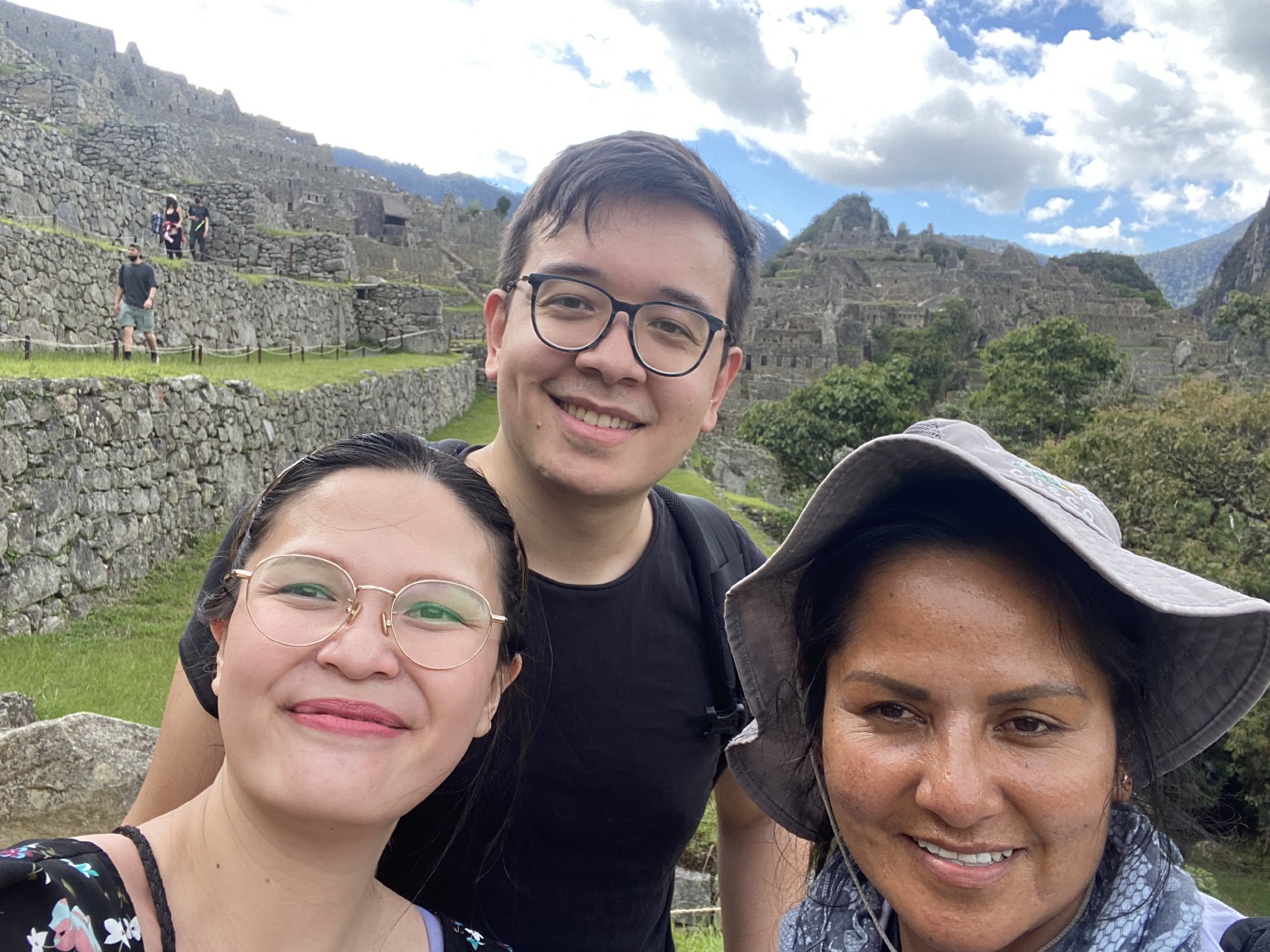 Thank you so much Eugenia for sharing with us the wonders of Machu Picchu! Hasta luego!