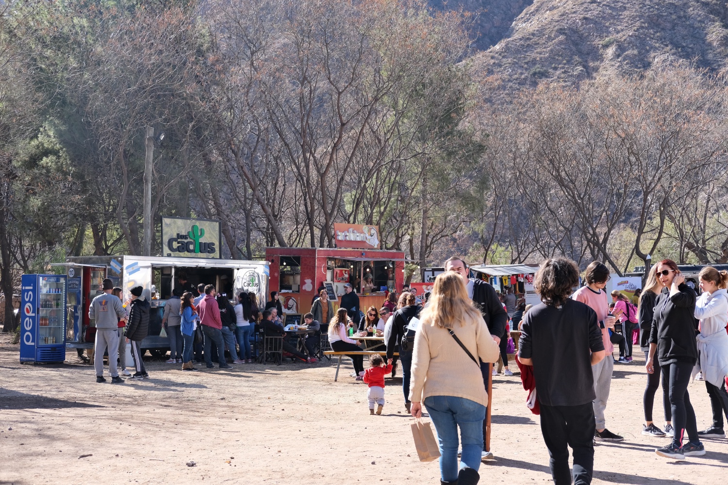 Some foodtrucks outside the chocolate tent