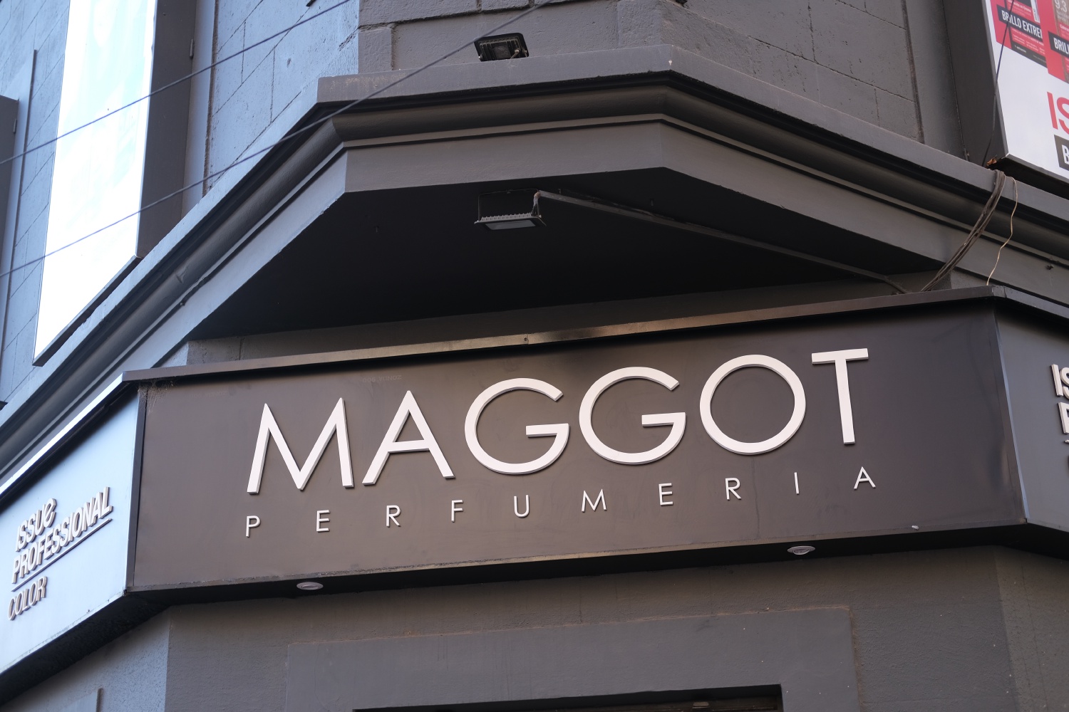 Maggot... Perfumeria.... Cool.