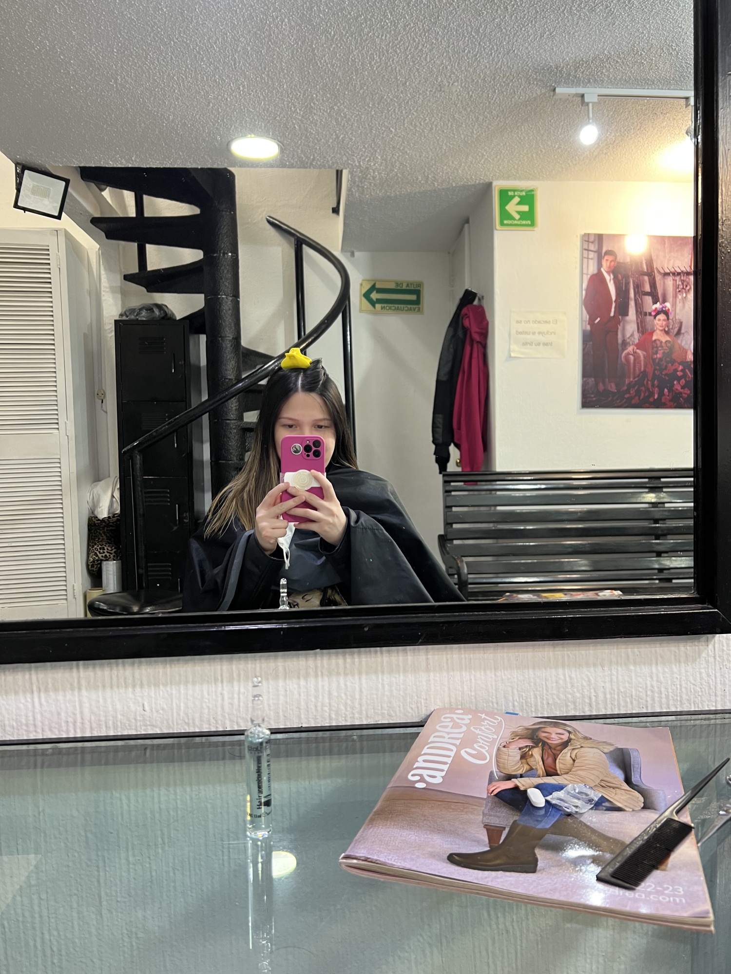 Waking up early looking for anywhere to get my haircut. Entered an empty mall and thankfully there were Mexican aunties willing to cut my hair. :D