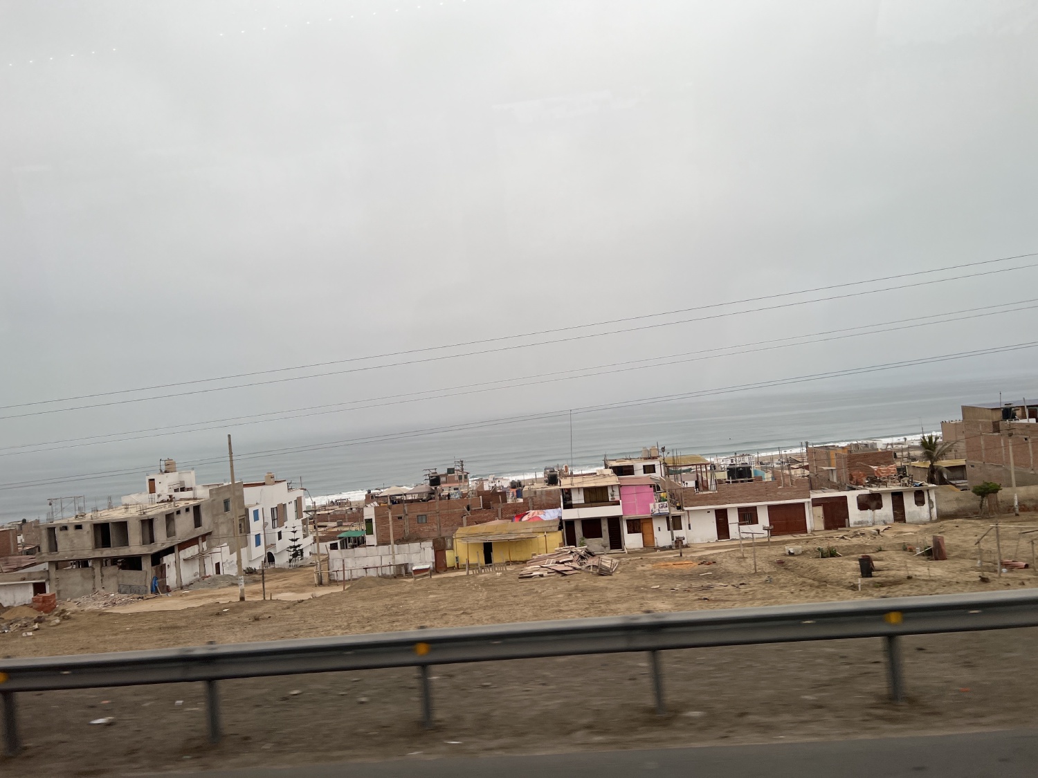 The bus ride from Lima to our first stop in Paracas took 3 hours. It's nice to see totally different, but similar terrains.