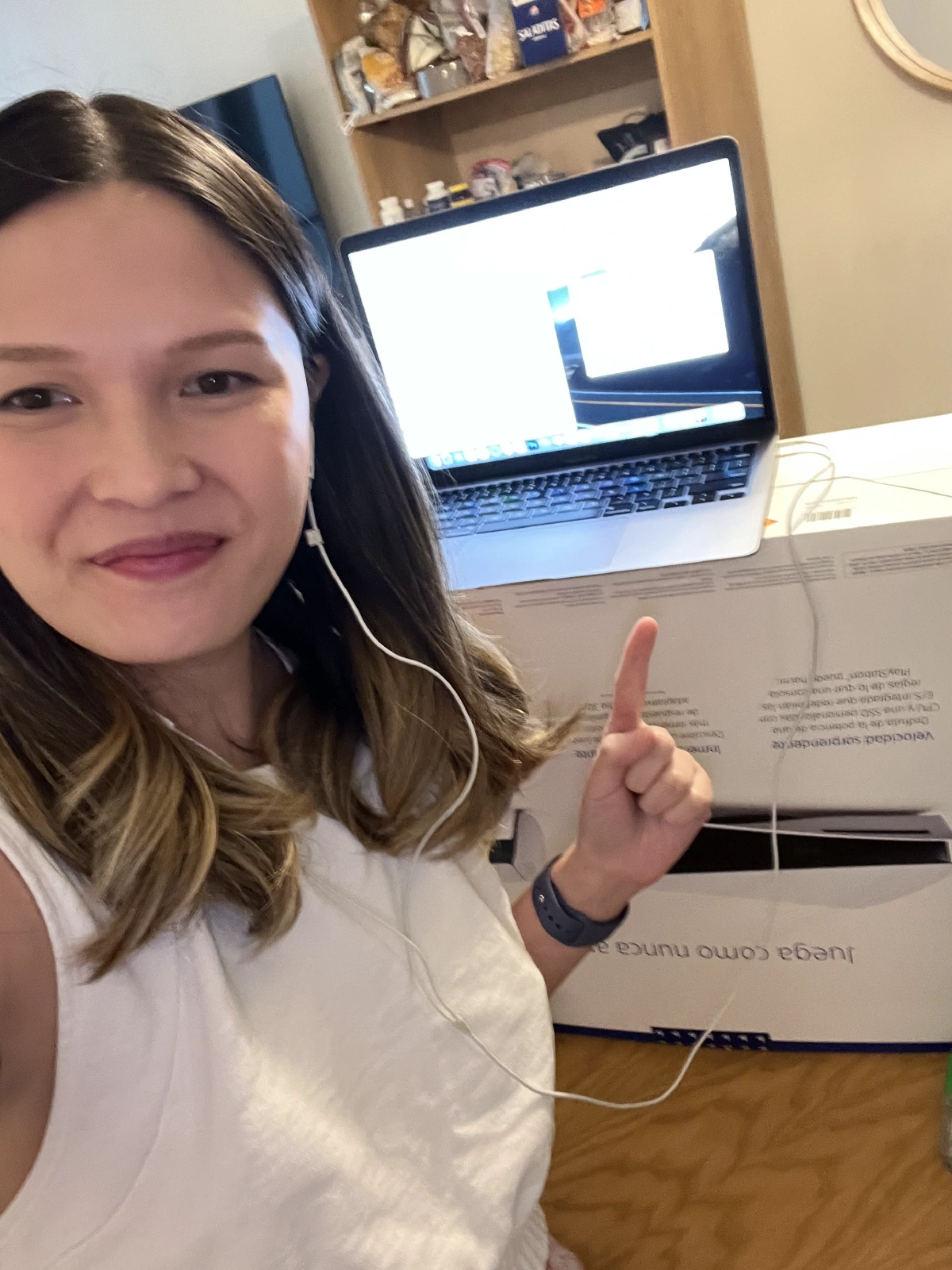 I guested for the first time for a TV show in Hawaii! And the PS5 box was useful as a stand.