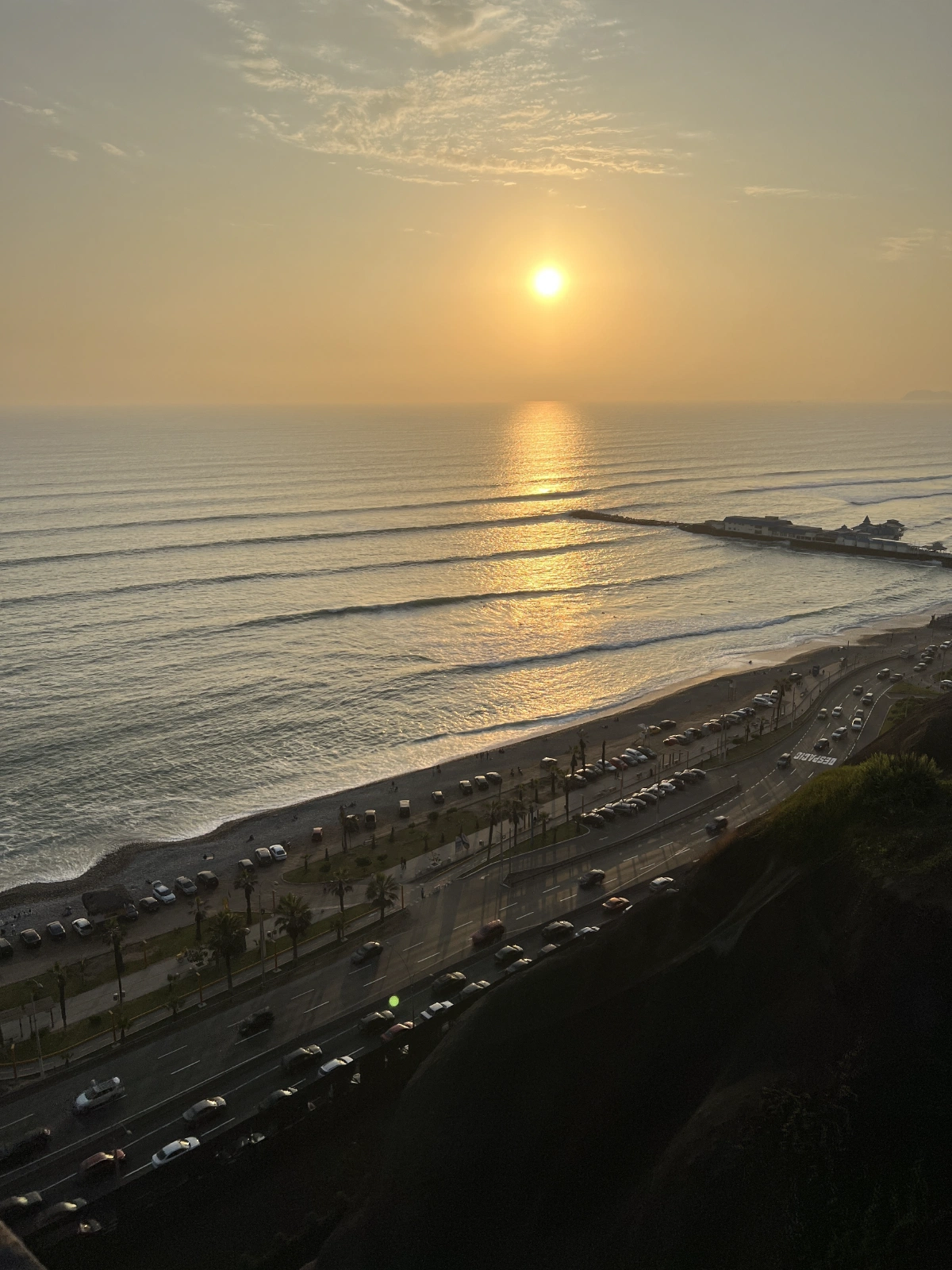 This is a great mall because of the amazing views at sunset!